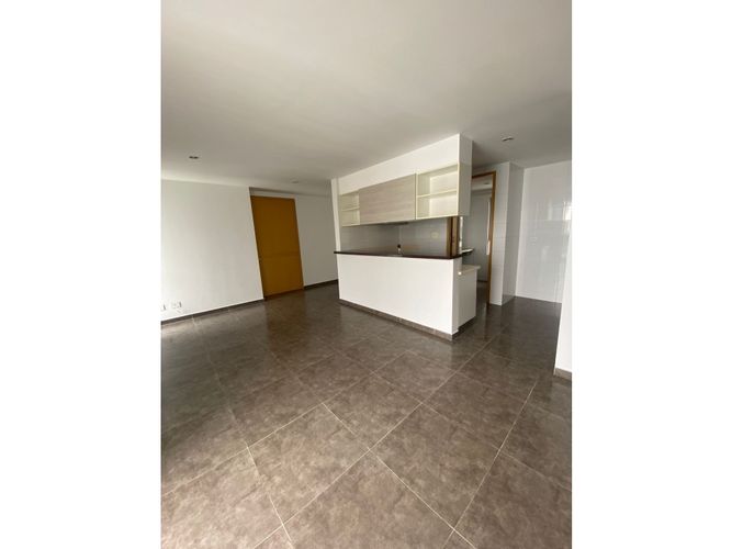 Apartamento de 3 alcobas en venta en Cañaveral, Floridablanca, 98 m² · foto 3 de 11