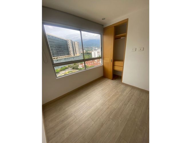 Apartamento de 3 alcobas en venta en Cañaveral, Floridablanca, 98 m² · foto 8 de 11