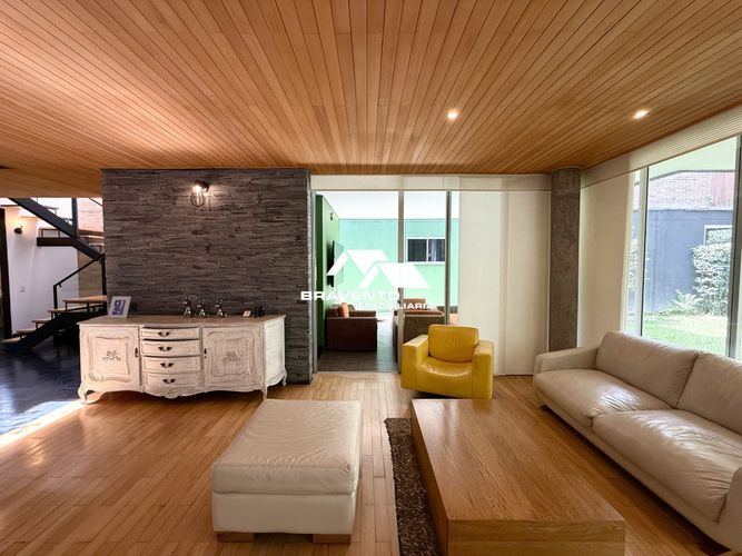 Casa de 4 alcobas en venta en Loma Del Chocho, Envigado, 345 m² · foto 5 de 24