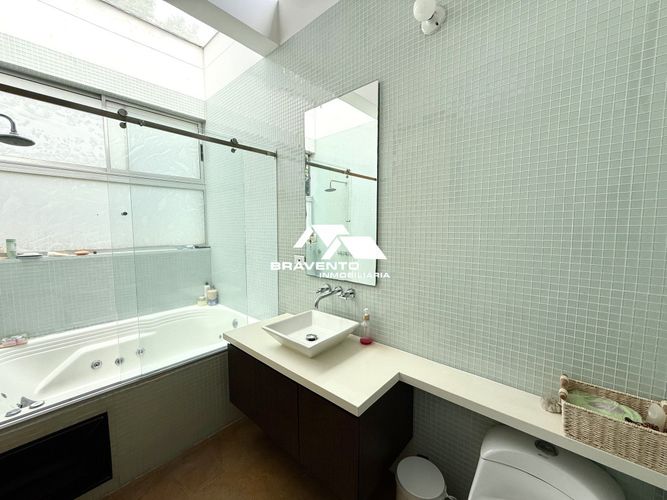 Casa de 4 alcobas en venta en Loma Del Chocho, Envigado, 345 m² · foto 9 de 24