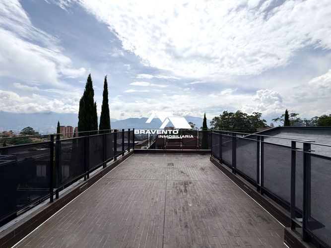 Casa de 4 alcobas en venta en Loma Del Chocho, Envigado, 345 m² · foto 22 de 24