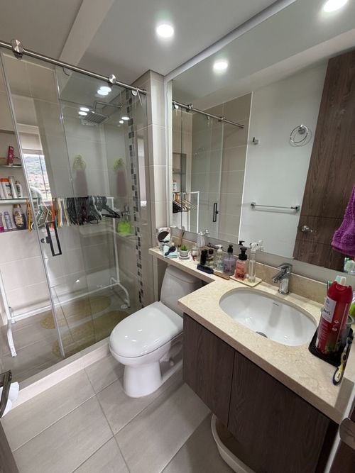 Apartamento de 3 alcobas en venta en Alameda, Bogotá, 95 m² · foto 23 de 24