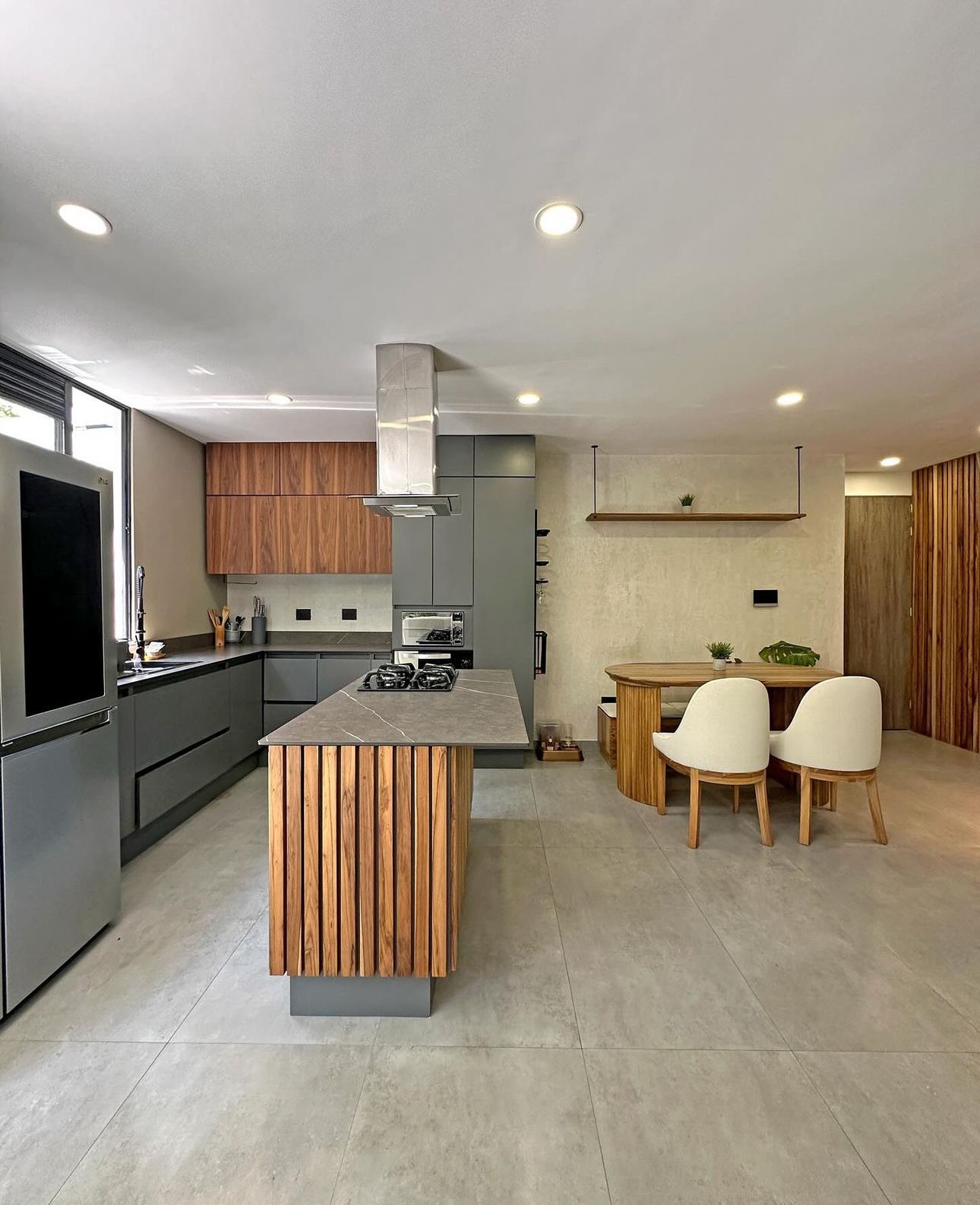 Apartment for sale in La candelaria, Medellín 2