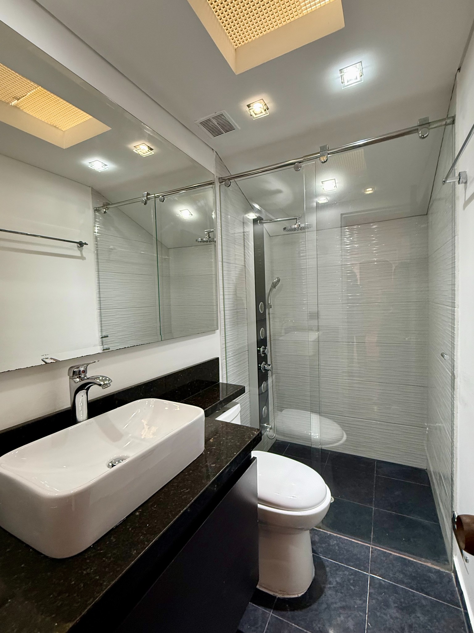 Apartamento en venta en Los Cedros, Bogotá · foto 8 de 10