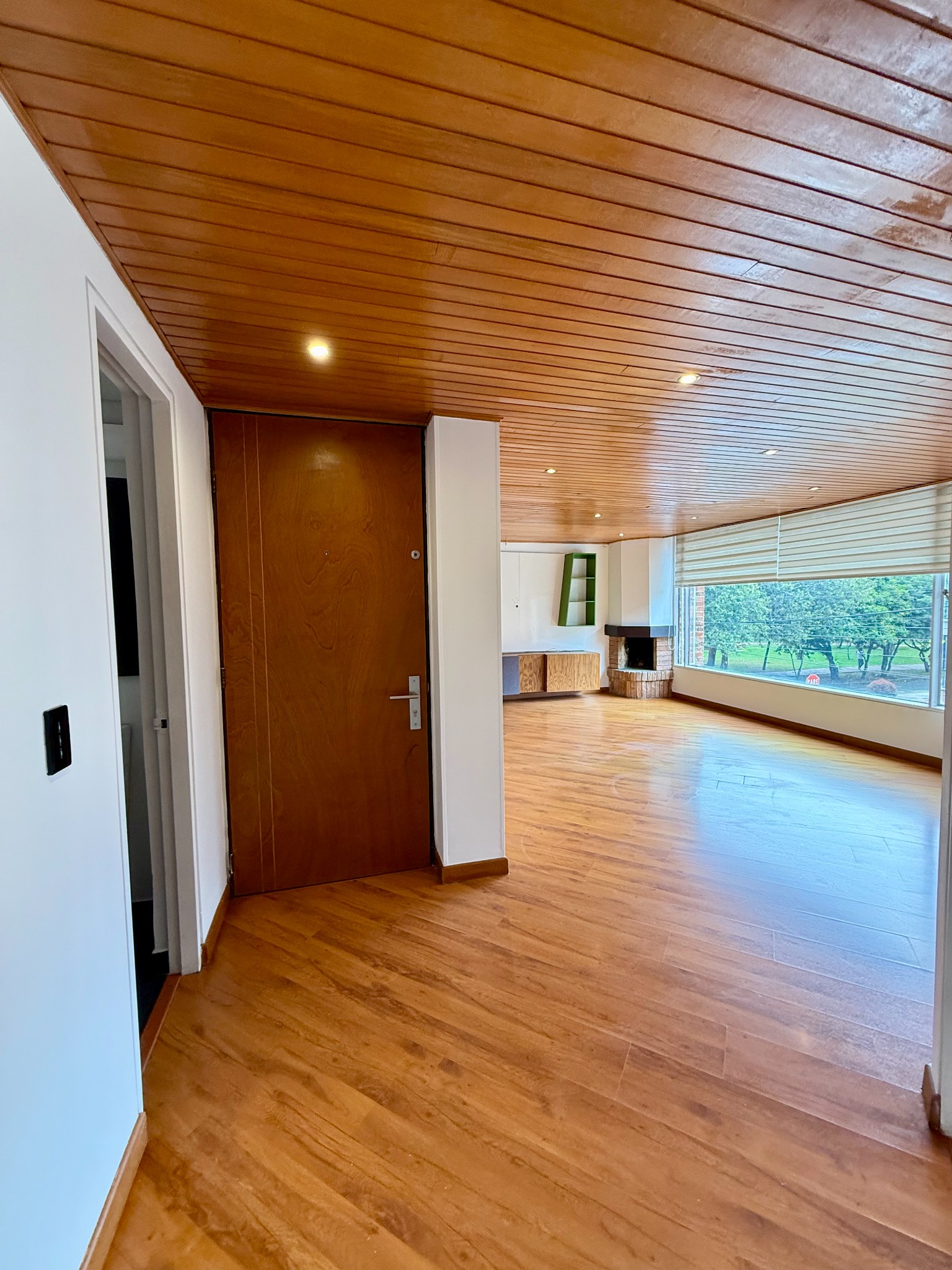 Apartamento en venta en Los Cedros, Bogotá · foto 2 de 10