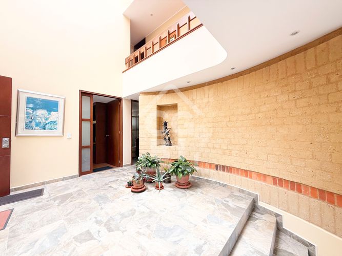 Casa de 4 alcobas en venta en Yerbabuena, Chía, 1700 m² · foto 3 de 24