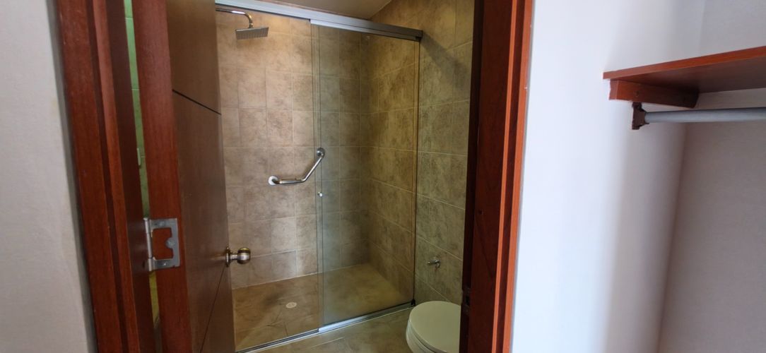 Apartamento de 2 alcobas en venta en Cedritos, Bogotá, 66 m² · foto 16 de 24