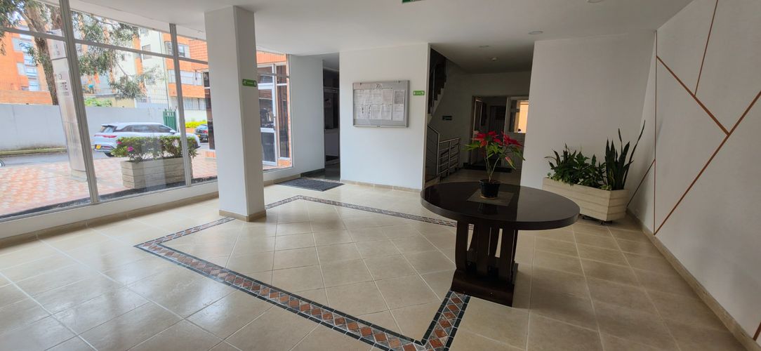 Apartamento de 2 alcobas en venta en Cedritos, Bogotá, 66 m² · foto 21 de 24