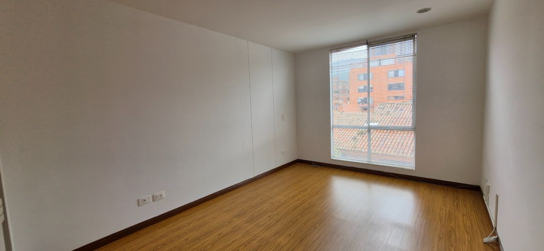 Apartamento de 2 alcobas en venta en Cedritos, Bogotá, 66 m² · foto 12 de 24