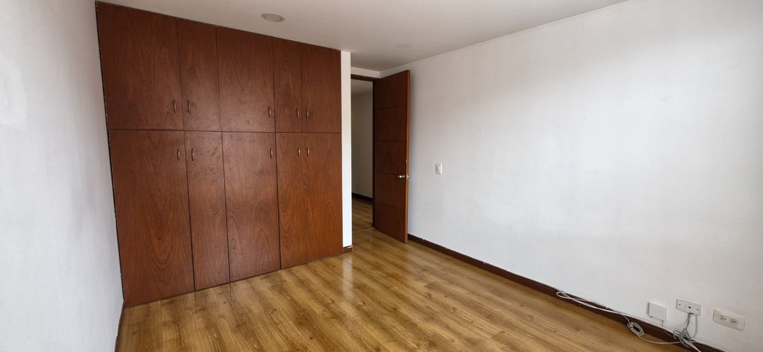 Apartamento de 2 alcobas en venta en Cedritos, Bogotá, 66 m² · foto 10 de 24