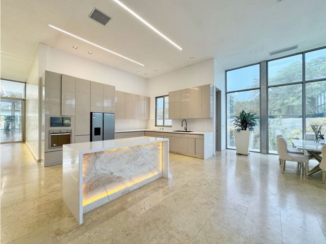Casa de 3 alcobas en venta en Pontezuela, Cartagena, 470 m² · foto 8 de 24