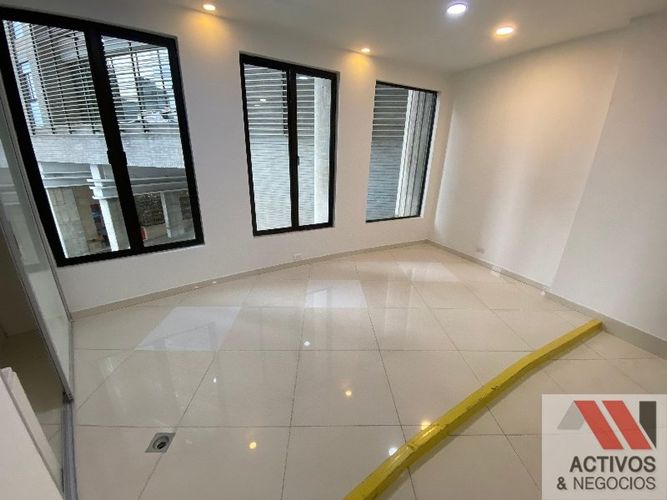 Oficina en arriendo en La Florida, Medellín, 92 m² · foto 3 de 8