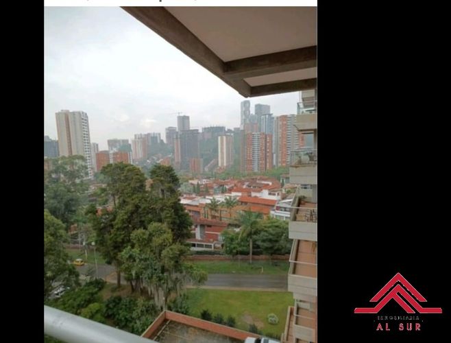 Apartamento de 3 alcobas en venta en Loma De San Jose, Sabaneta, 85 m² · foto 2 de 17