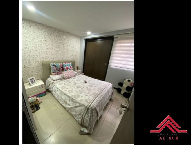 Apartamento de 3 alcobas en venta en Loma De San Jose, Sabaneta, 85 m² · foto 10 de 17