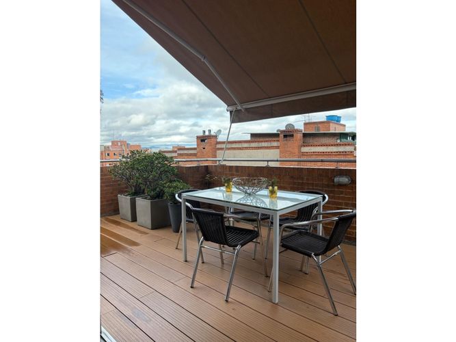 Apartamento en venta en Bella Suiza, Bogotá · foto 2 de 17