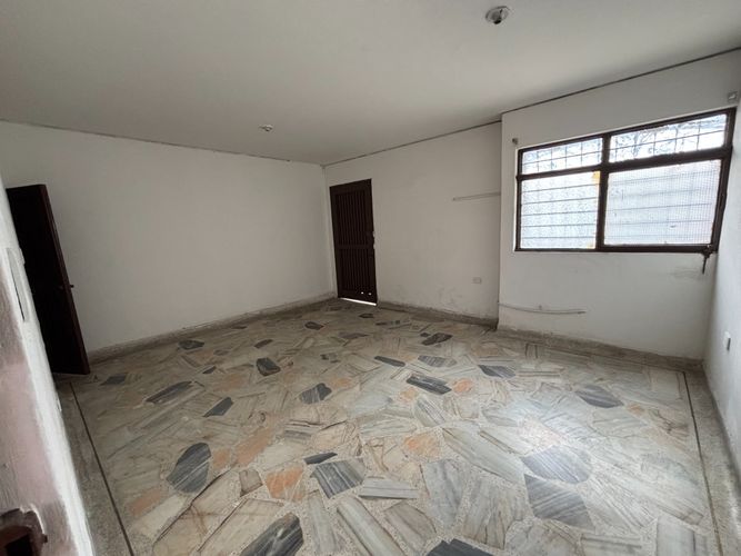 Casa de 8 alcobas en venta en Guayaquil, Cali, 310 m² · foto 7 de 24