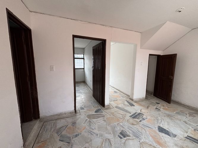 Casa de 8 alcobas en venta en Guayaquil, Cali, 310 m² · foto 12 de 24