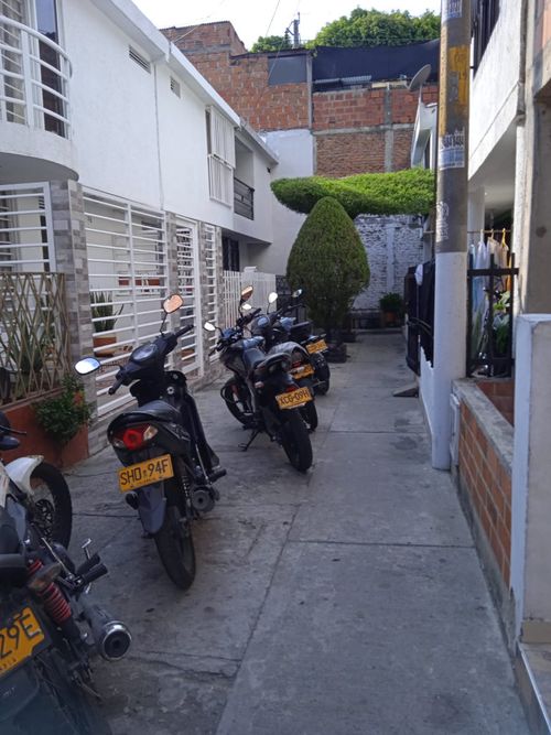 Casa de 3 alcobas en venta en Villa Del Prado, Cali, 62 m² · foto 23 de 24