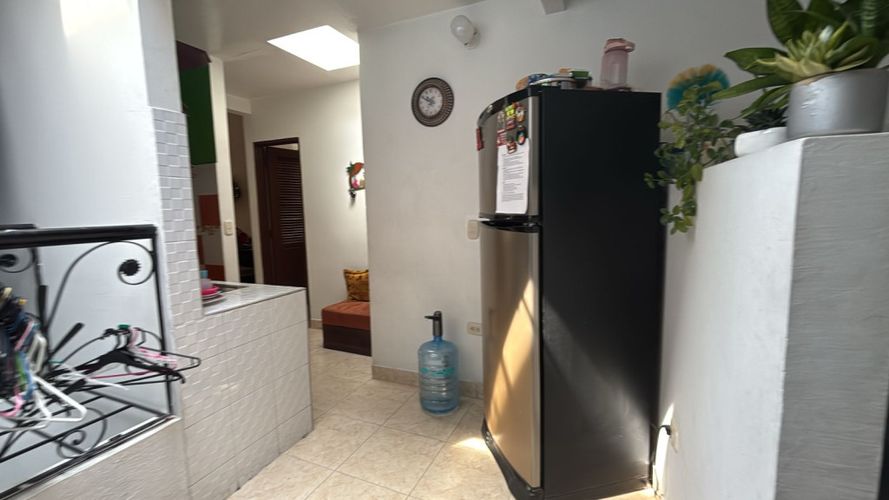 Casa de 7 alcobas en venta en Candelaria, 218 m² · foto 8 de 24
