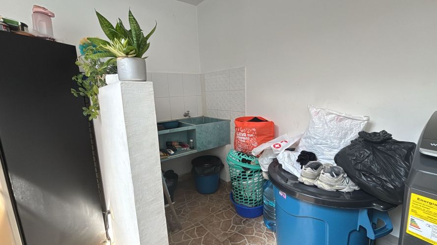 Casa de 7 alcobas en venta en Candelaria, 218 m² · foto 9 de 24