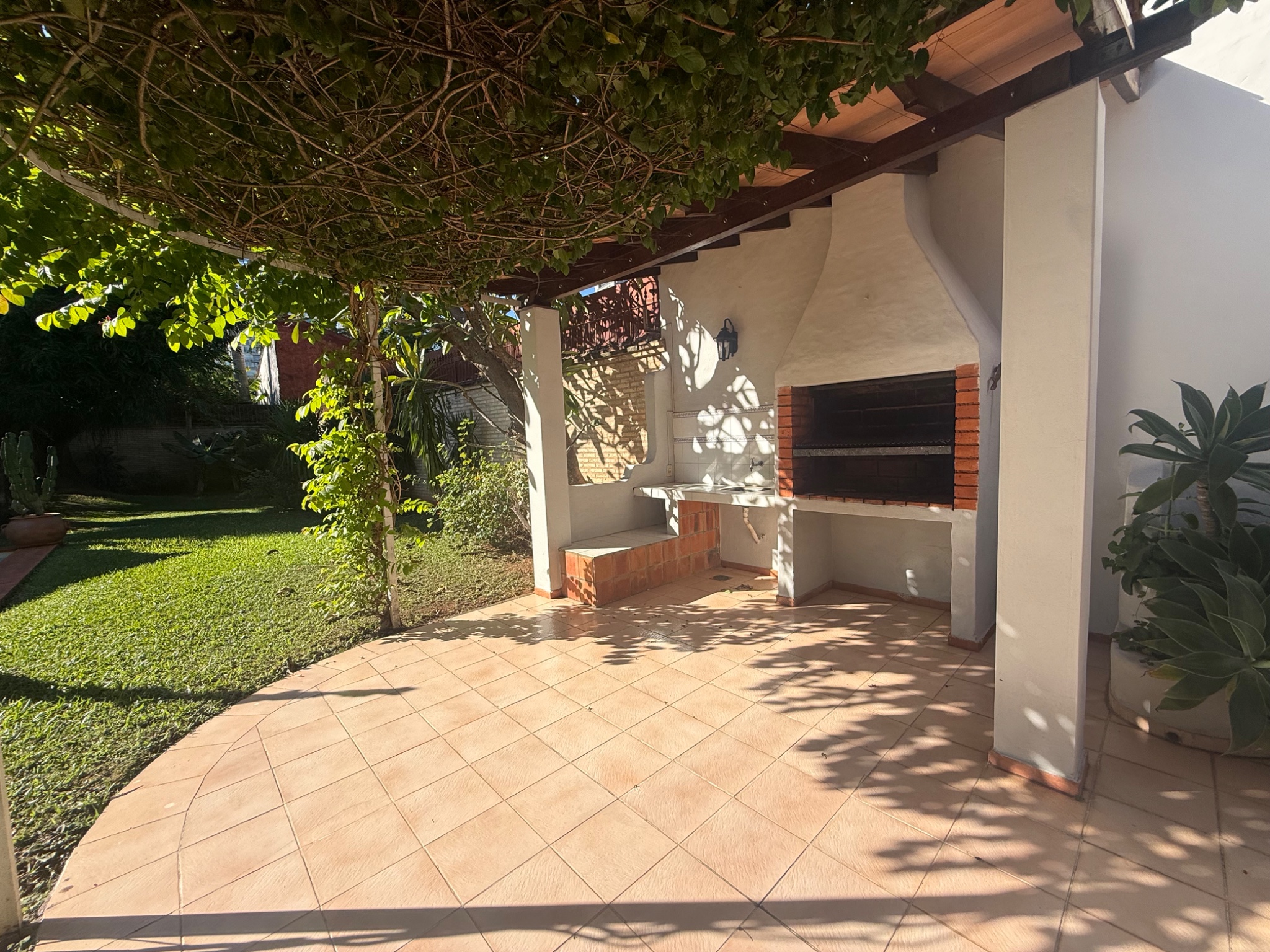 Casa con encanto a una cuadra de Paseo La Galeria — foto 3