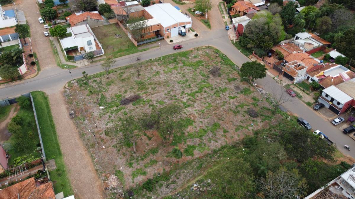 VENTA DE IMPORTANTE TERRENO EN LAURELTY — foto 2
