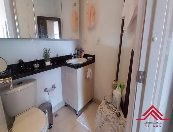 Apartaestudio en venta en Loma De Los Bernal, Medellín, 52 m² · foto 5 de 12