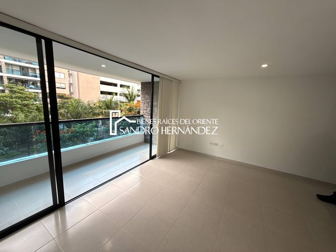 Apartamento de 3 alcobas en venta en Futuro Desarrollo Transversal Guatiguara, Piedecuesta, 80 m² · foto 3 de 19