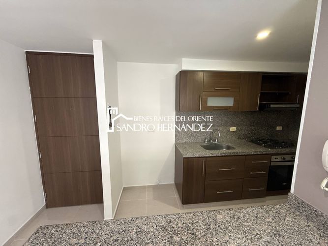 Apartamento de 3 alcobas en venta en Futuro Desarrollo Transversal Guatiguara, Piedecuesta, 80 m² · foto 13 de 19