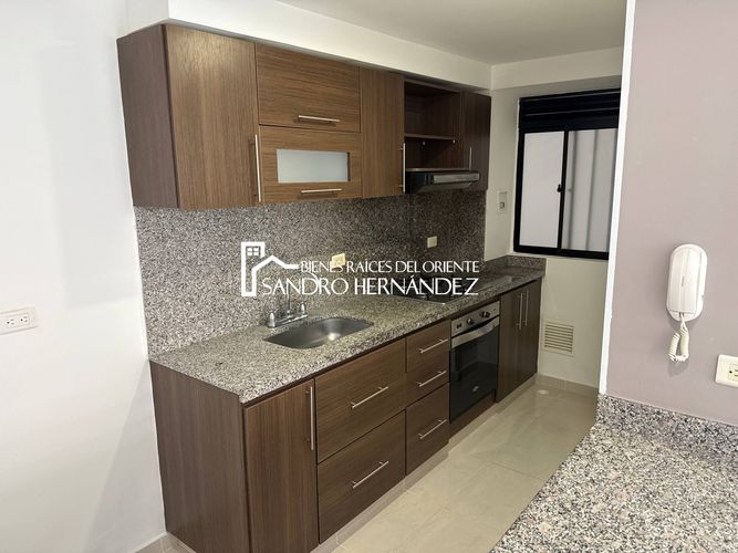 Apartamento de 3 alcobas en venta en Futuro Desarrollo Transversal Guatiguara, Piedecuesta, 80 m² · foto 14 de 19