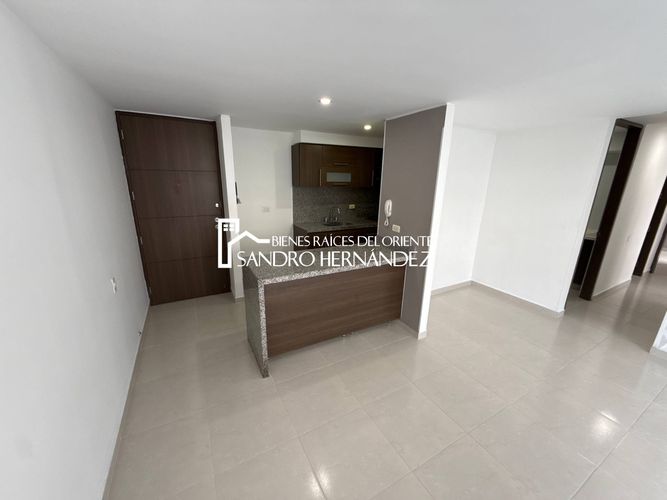 Apartamento de 3 alcobas en venta en Futuro Desarrollo Transversal Guatiguara, Piedecuesta, 80 m² · foto 15 de 19