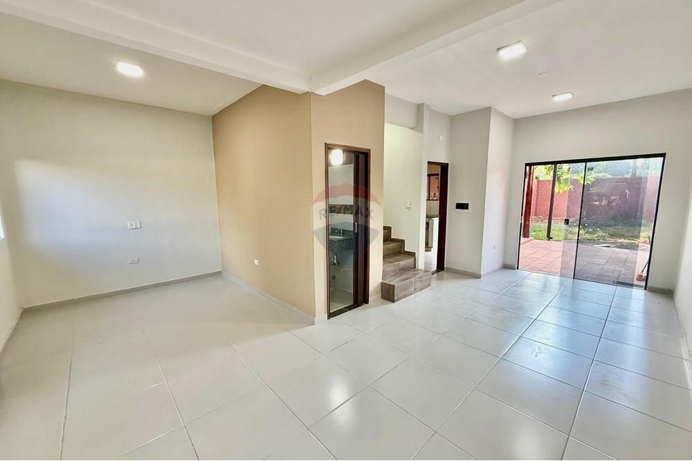Exclusivo Dúplex a Estrenar en Luque - Laurelty: Su Nuevo Hogar de Lujo y Confort. — foto 3