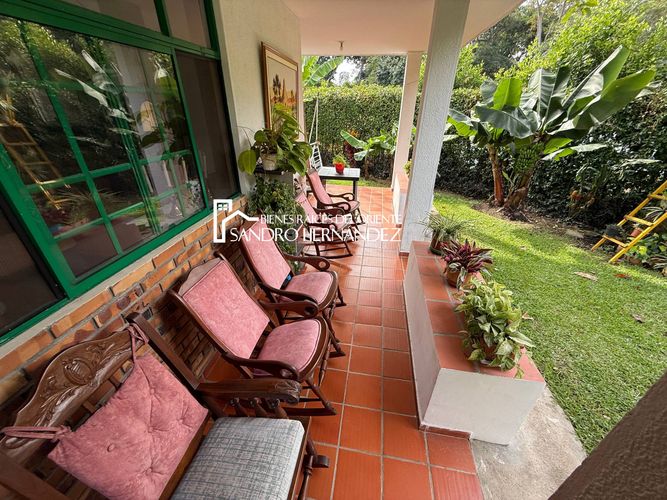 Casa de 4 alcobas en venta en Campo Verde, Piedecuesta, 241 m² · foto 4 de 24