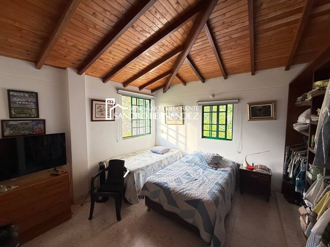Casa de 4 alcobas en venta en Campo Verde, Piedecuesta, 241 m² · foto 20 de 24