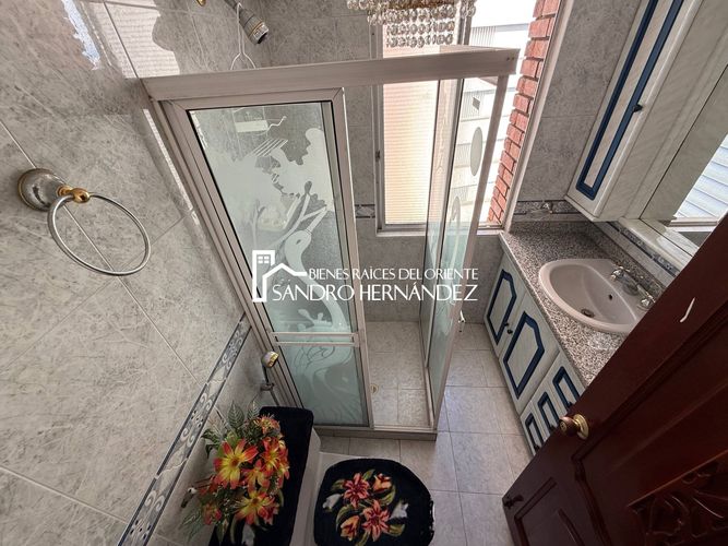 Apartamento de 3 alcobas en venta en Cabecera Del Llano, Bucaramanga, 185 m² · foto 2 de 24