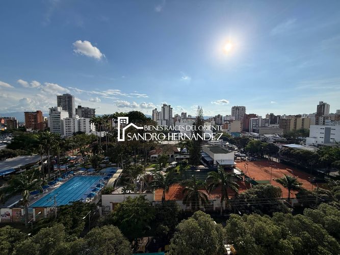 Apartamento de 3 alcobas en venta en Cabecera Del Llano, Bucaramanga, 185 m² · foto 7 de 24