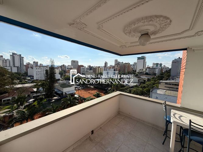 Apartamento de 3 alcobas en venta en Cabecera Del Llano, Bucaramanga, 185 m² · foto 8 de 24