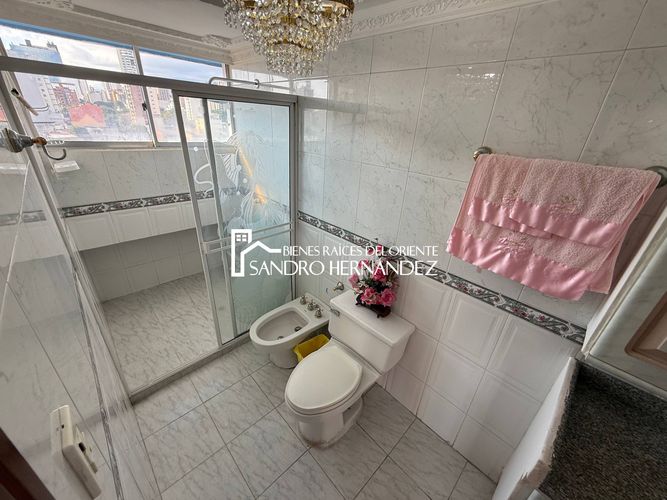 Apartamento de 3 alcobas en venta en Cabecera Del Llano, Bucaramanga, 185 m² · foto 10 de 24