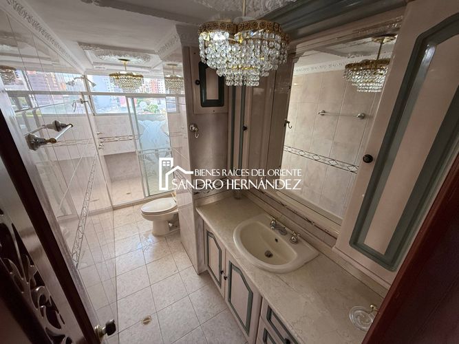 Apartamento de 3 alcobas en venta en Cabecera Del Llano, Bucaramanga, 185 m² · foto 18 de 24