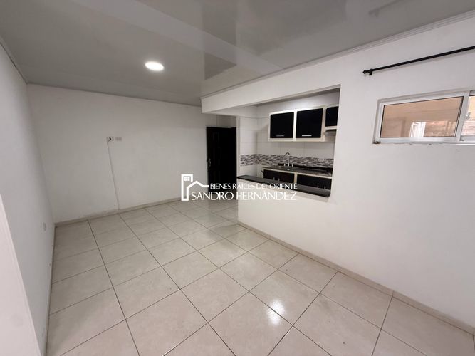 Casa de 10 alcobas en venta en El Tejar, Bucaramanga, 174 m² · foto 6 de 24
