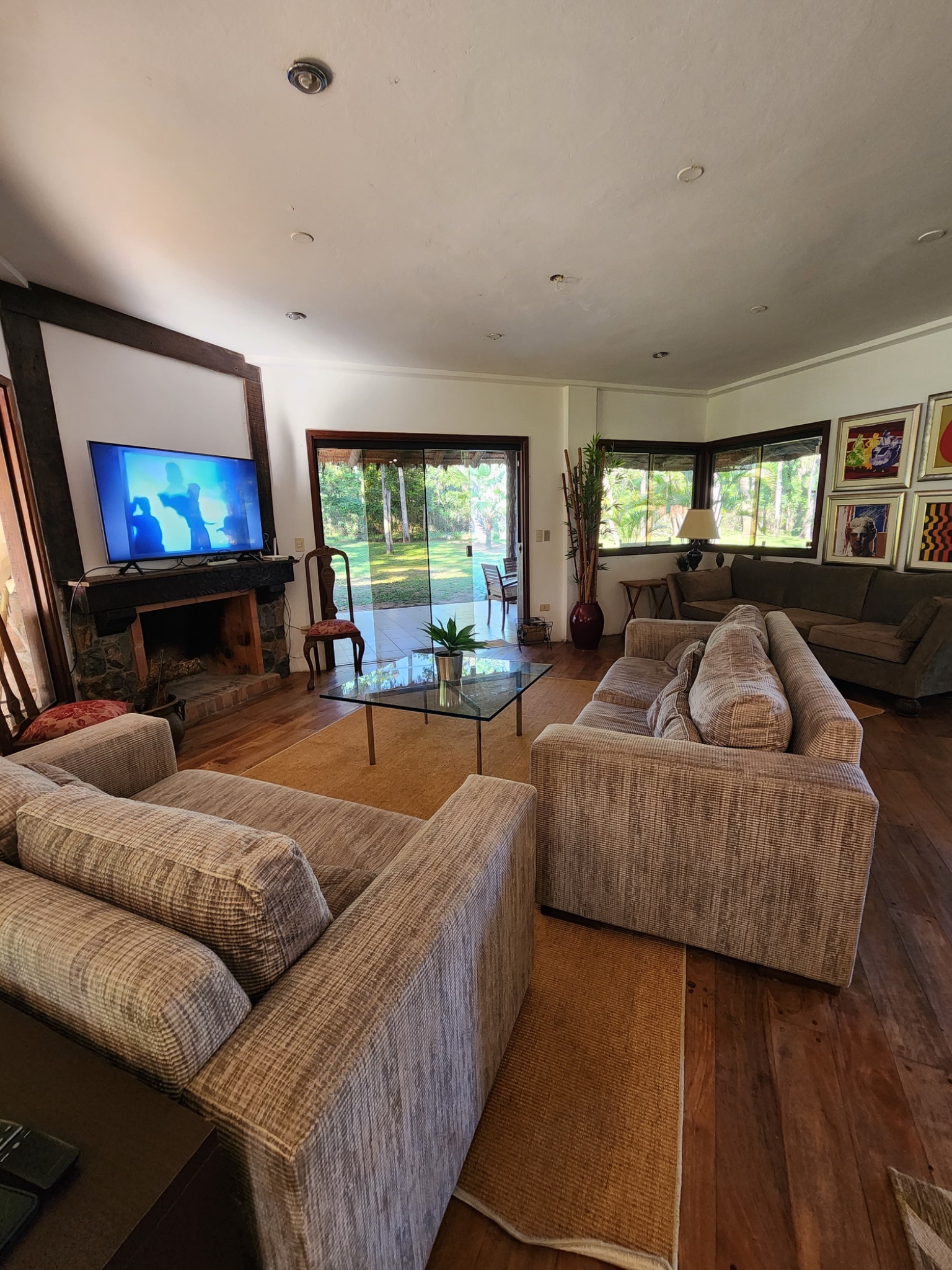 Casa en Venta y Alquiler Anual en San Bernardino ? zona Los Alpes. Con Piscina y Jacuzzi. — foto 2