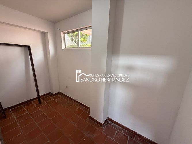 Casa de 5 alcobas en venta en Lagos Del Cacique, Bucaramanga, 432 m² · foto 6 de 20