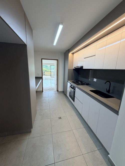 Apartamento en venta en San Fernando Viejo, Cali · foto 2 de 18