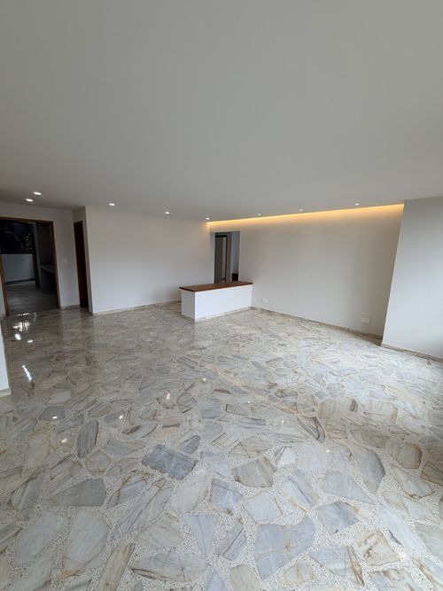 Apartamento en venta en San Fernando Viejo, Cali · foto 5 de 18
