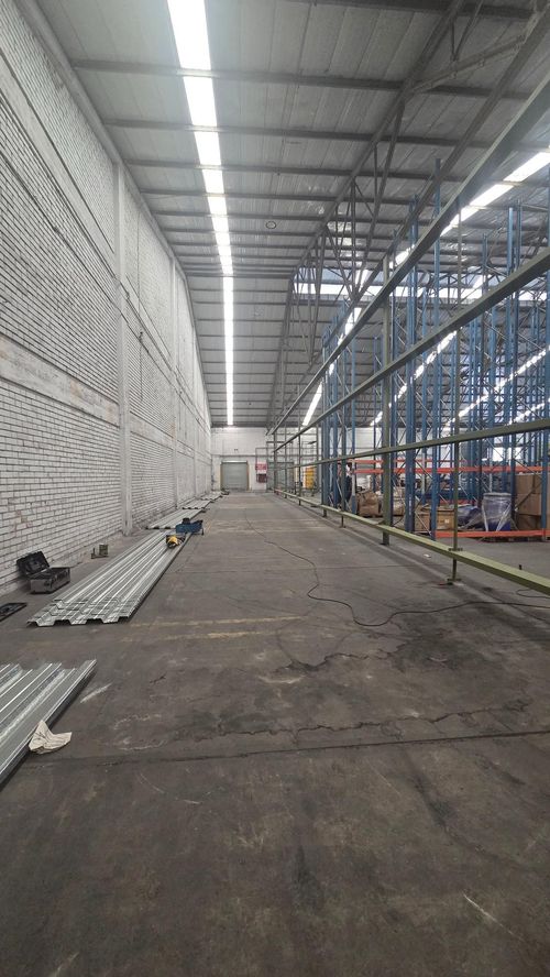 Bodega en arriendo en Salomia, Cali, 4200 m² · foto 12 de 24
