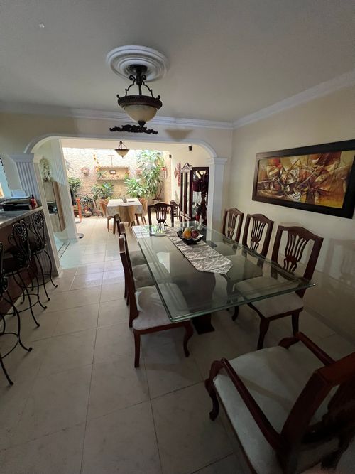 Casa de 4 alcobas en venta en Quintas De Don Simon, Cali, 200 m² · foto 7 de 24