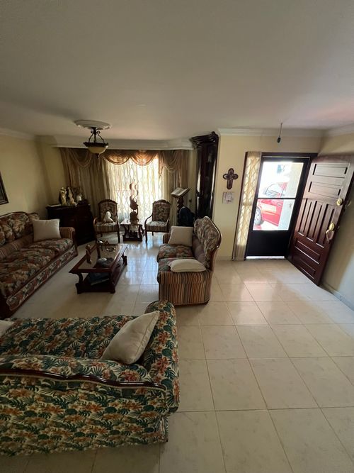 Casa de 4 alcobas en venta en Quintas De Don Simon, Cali, 200 m² · foto 17 de 24