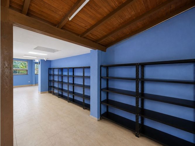 Local en arriendo en Manila, Medellín, 500 m² · foto 5 de 11