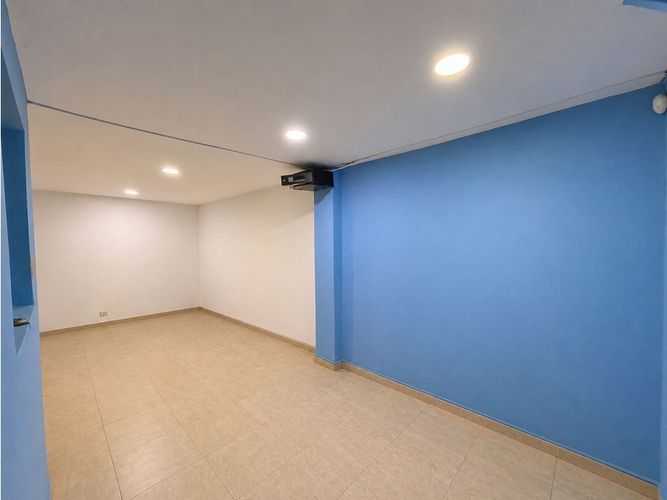 Local en arriendo en Manila, Medellín, 500 m² · foto 8 de 11