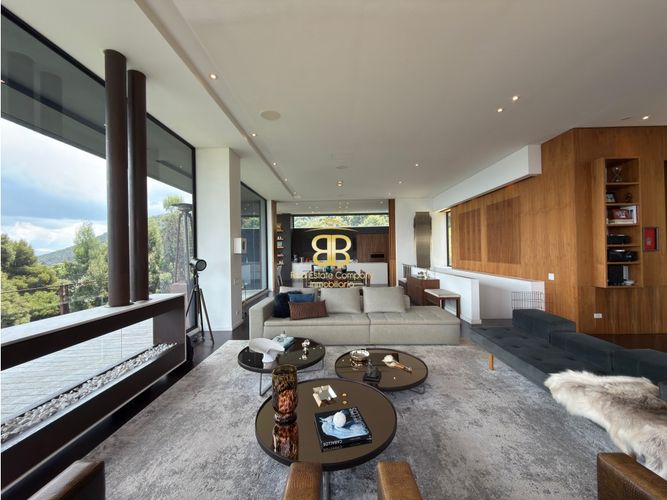 Casa de 4 alcobas en venta en Fusca, Chía, 670 m² · foto 2 de 24